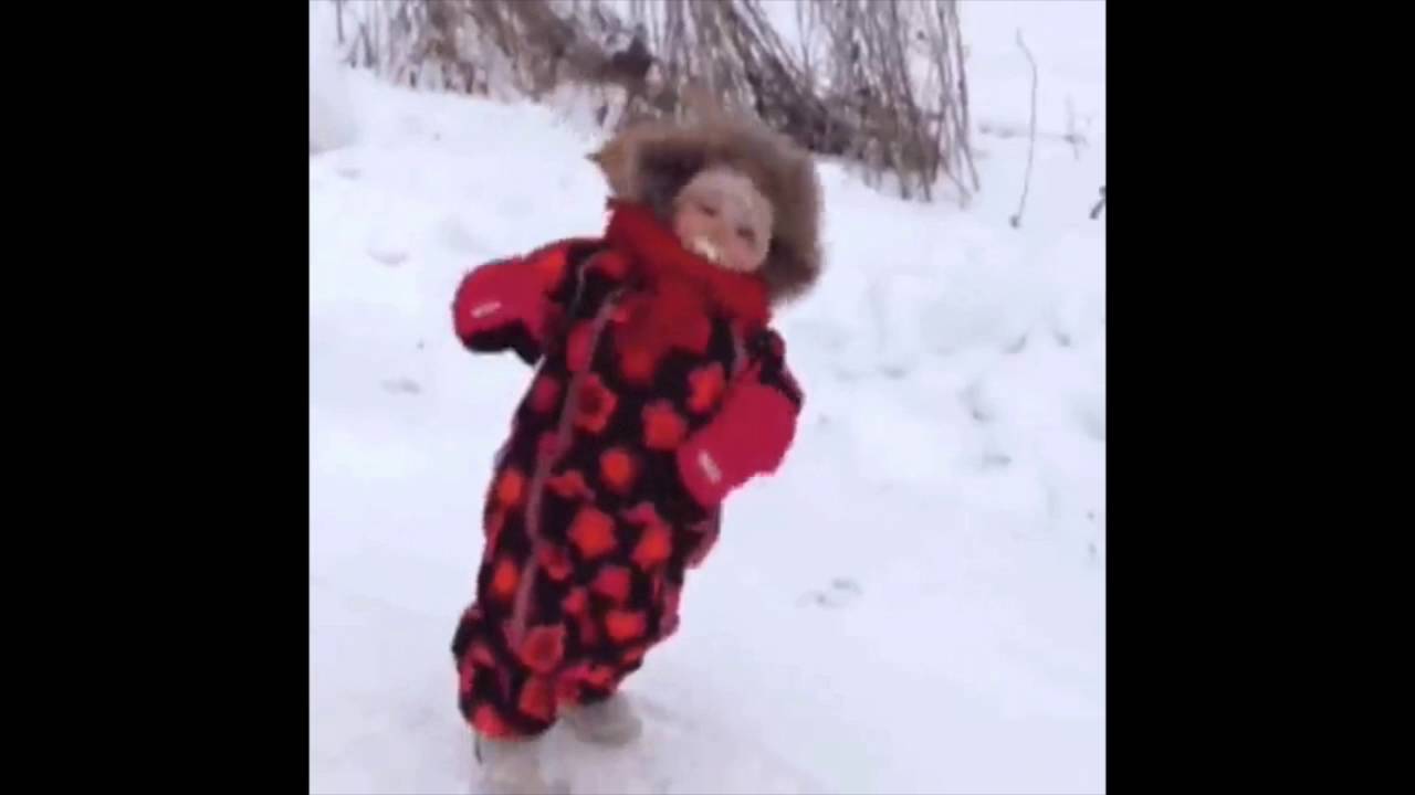 Cat RKO's little girl in the snow