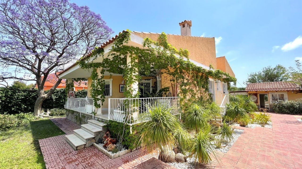 A hidden paradise: Charming one floor house with pool, terrace and privacy in Mutxamel I Alicante