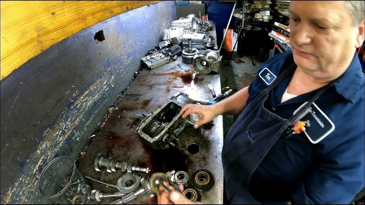 Dana 300 Transfer Case Disassembly YouTube