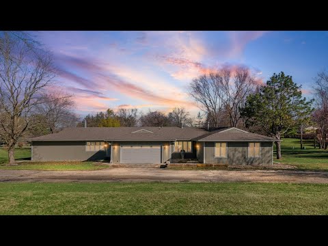 1902 Golf Dr, Mahomet, IL home video tour