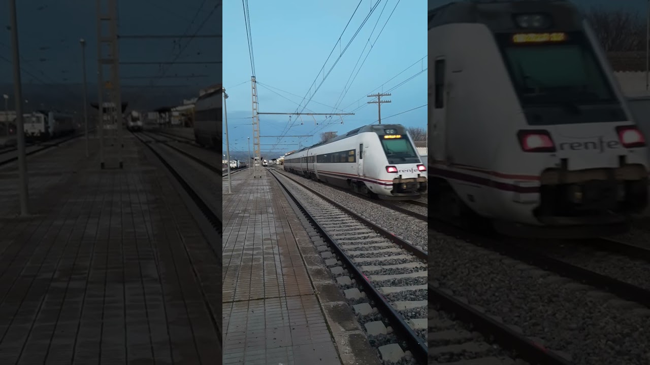 Alvia s730 Algeciras - Madrid cruce con MD 598 Málaga - Sevilla y MD 598 Sevilla - Málaga 