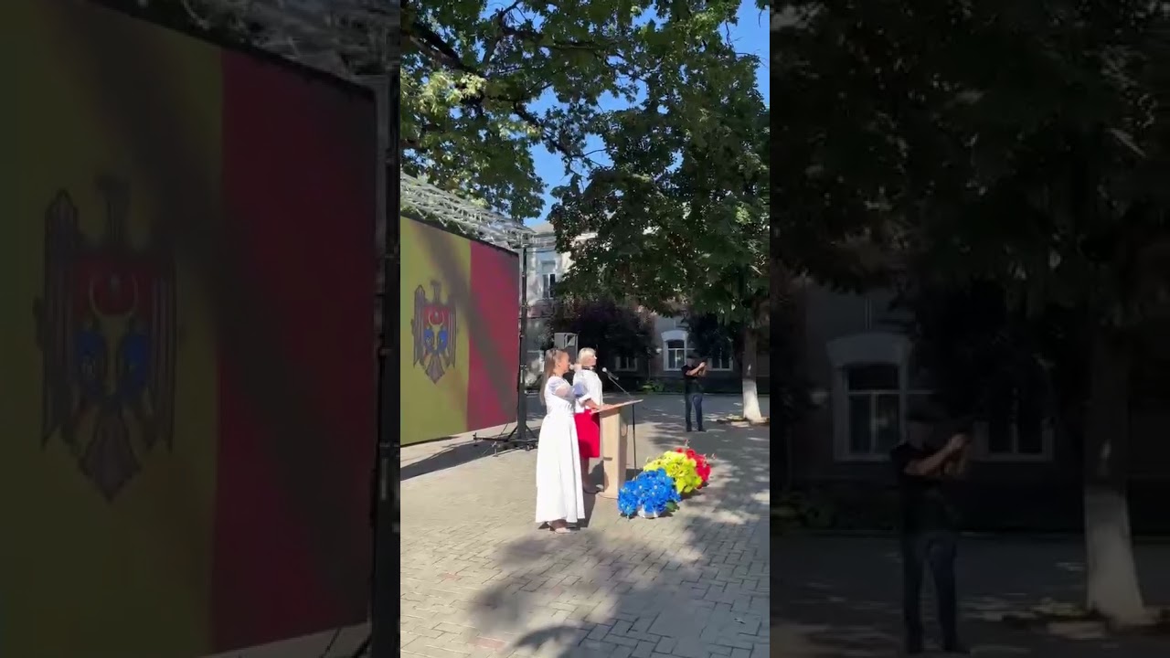 La Bălți are loc dictarea publică „Sub stejar, scriem românește!”, dedicată Zilei Limbii Române