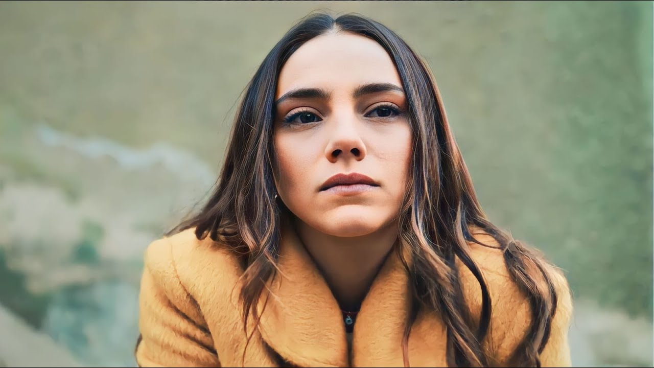 بنت فقيره بتتعرض للتحرش من شاب غني ومشهور بسبب انها بتشتغل خادمه وبيستغل الموقف للشهره : مسلسل تركي