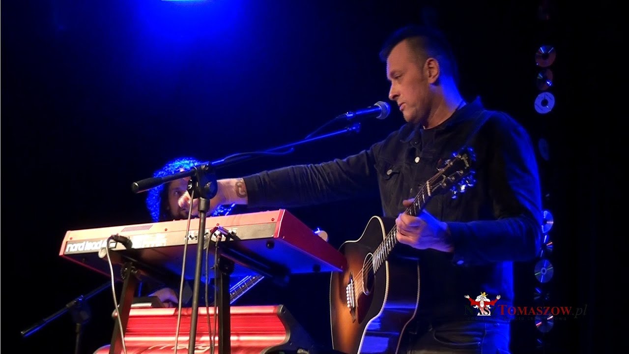 Koncert Tymona Tymańsikiego w GOKu w Ujeździe