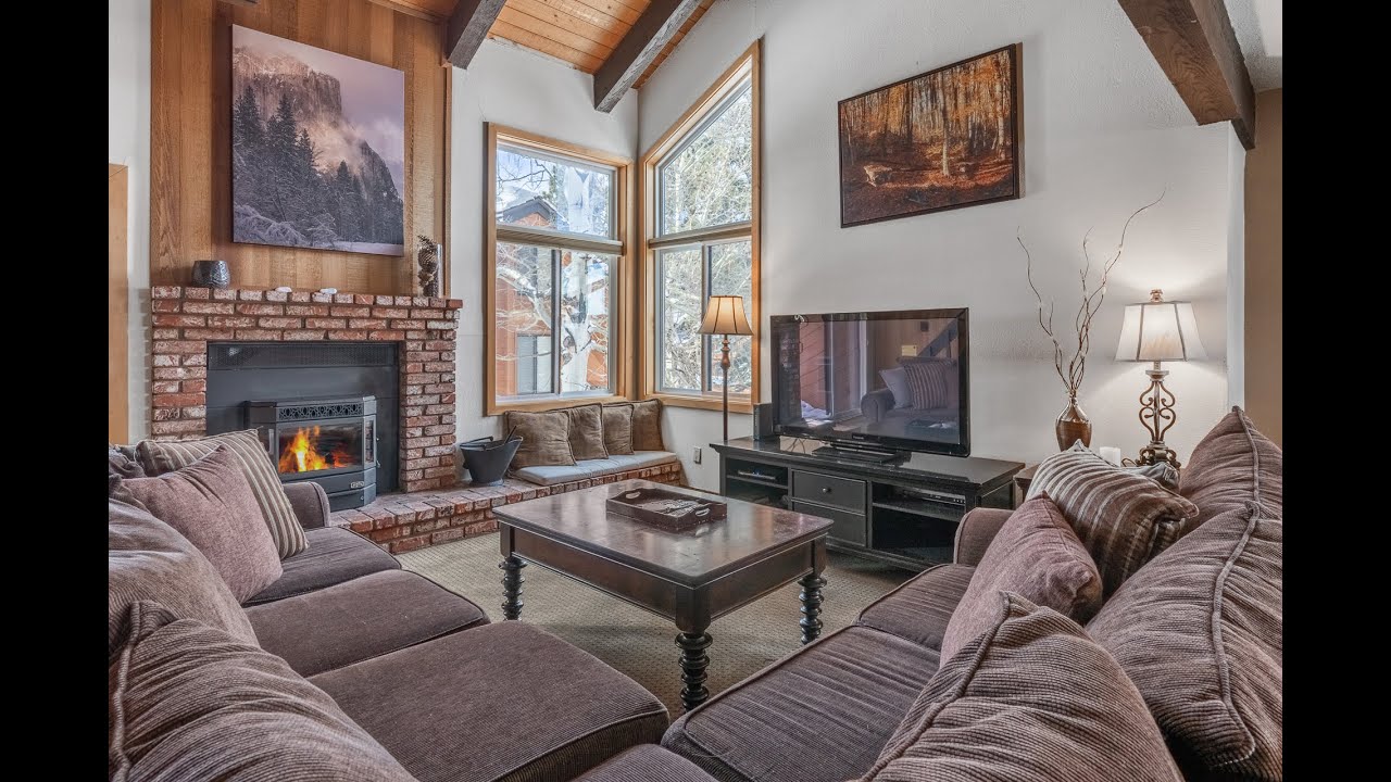 Sunrise #19 Condo For Sale in Mammoth Lakes