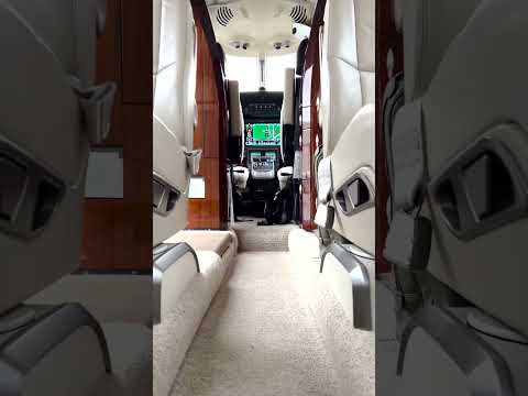 Cabin and Cockpit of the CJ3+ in Detail