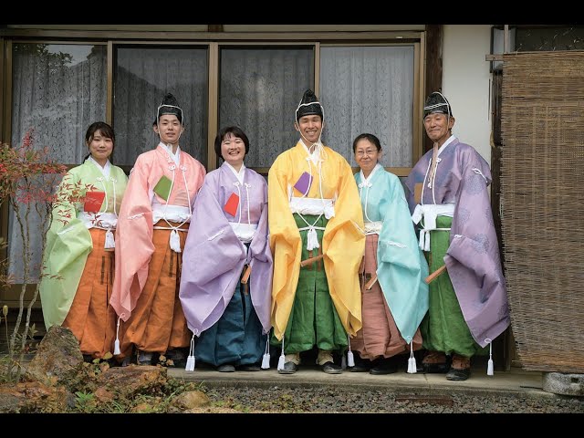 蹴鞠(けまり)セット sddefault.jpg