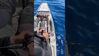 Τι ψαράκι χτύπησε;;; #ψάρεμα #fishing #fish #kayakfishingtips #fishboat #kayakfishing