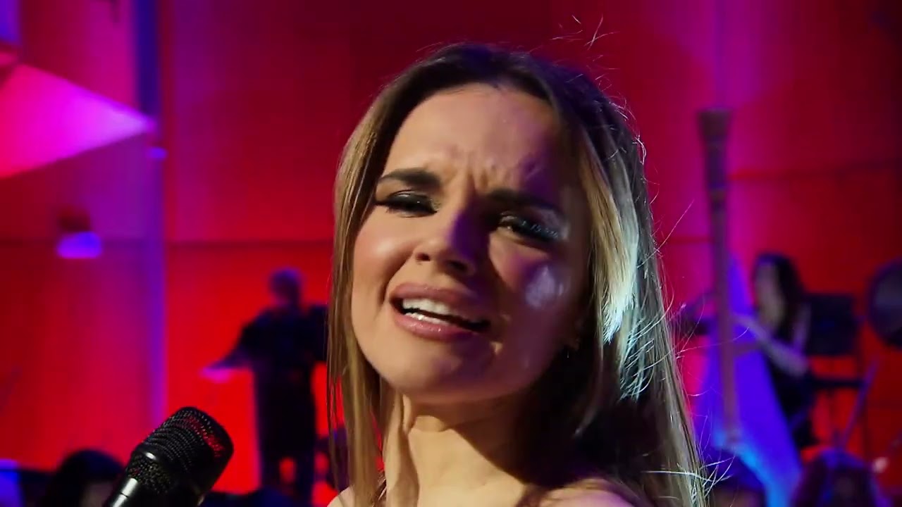 Melody - "Diva" versión Sinfónica