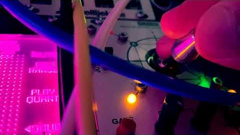 Eurorack Experiment - Alarm Sounds with Shapeshifter and Planar