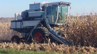 Gleaner F3 Combine