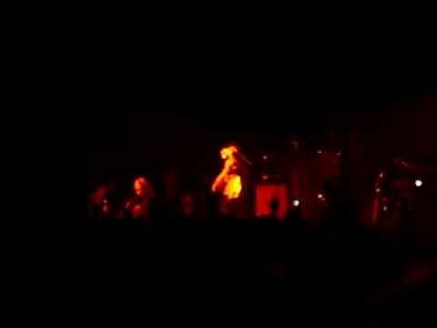 Guarda Down at The Cannery Ballroom, Nashville, TN su YouTube Guarda Down at The Cannery Ballroom, Nashville, TN su YouTube