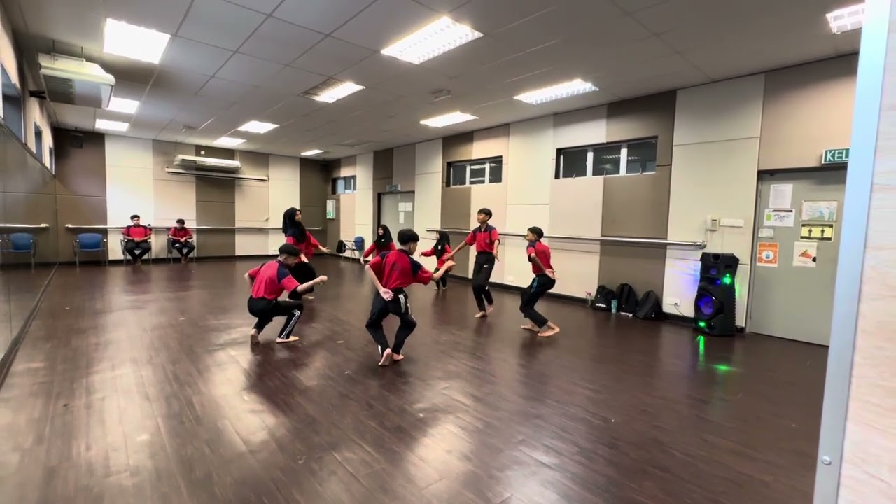 Tarian Inang Berputik || SSEMJ