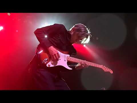 Eric Johnson -