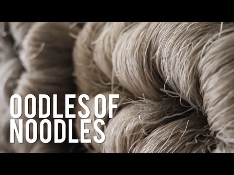 Oodles of Noodles / Làng miến Cự Đà tất bật chuẩn bị cho dịp Tết