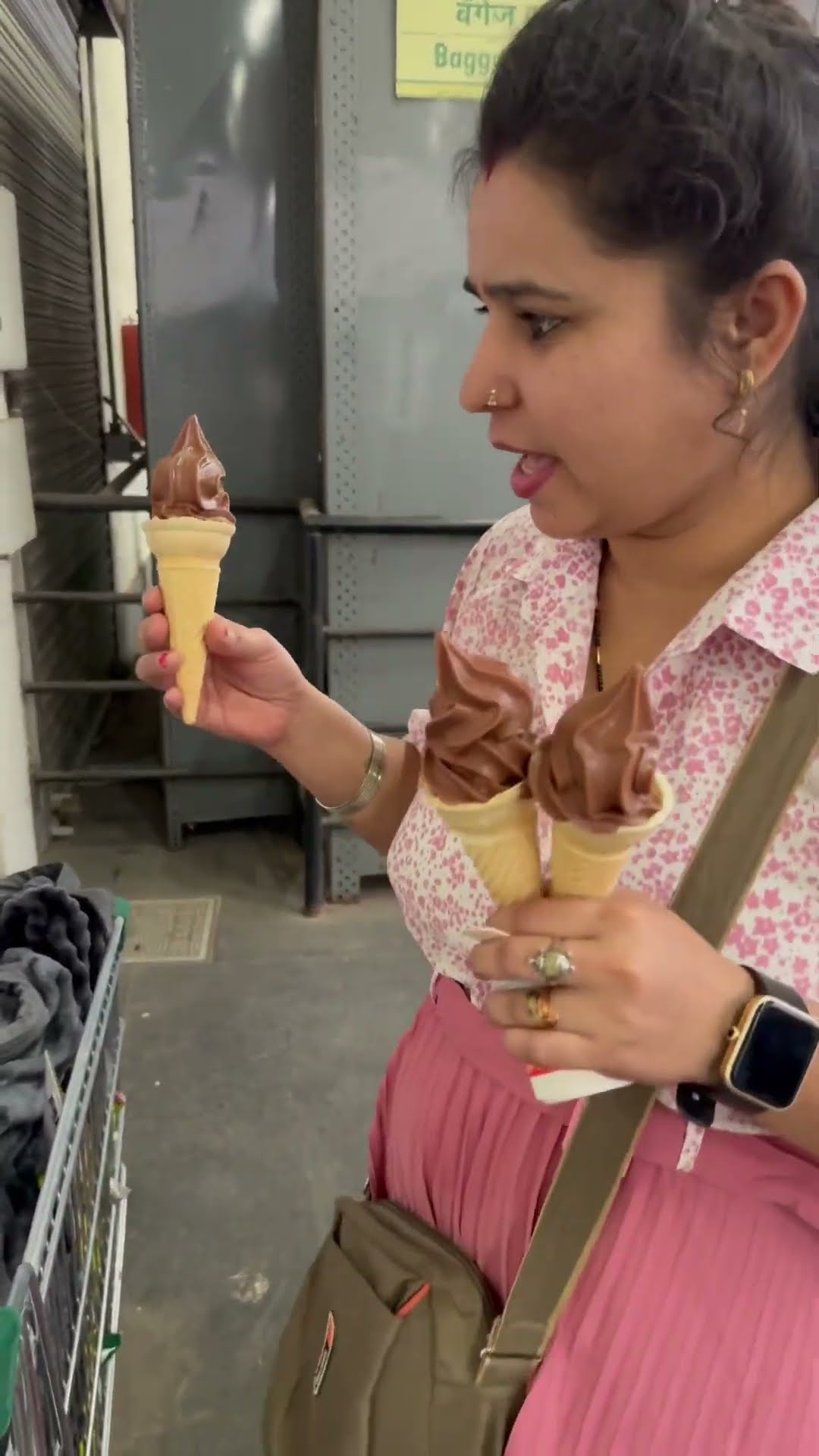 Duggu ko mil gyi ice cream?? #shorts