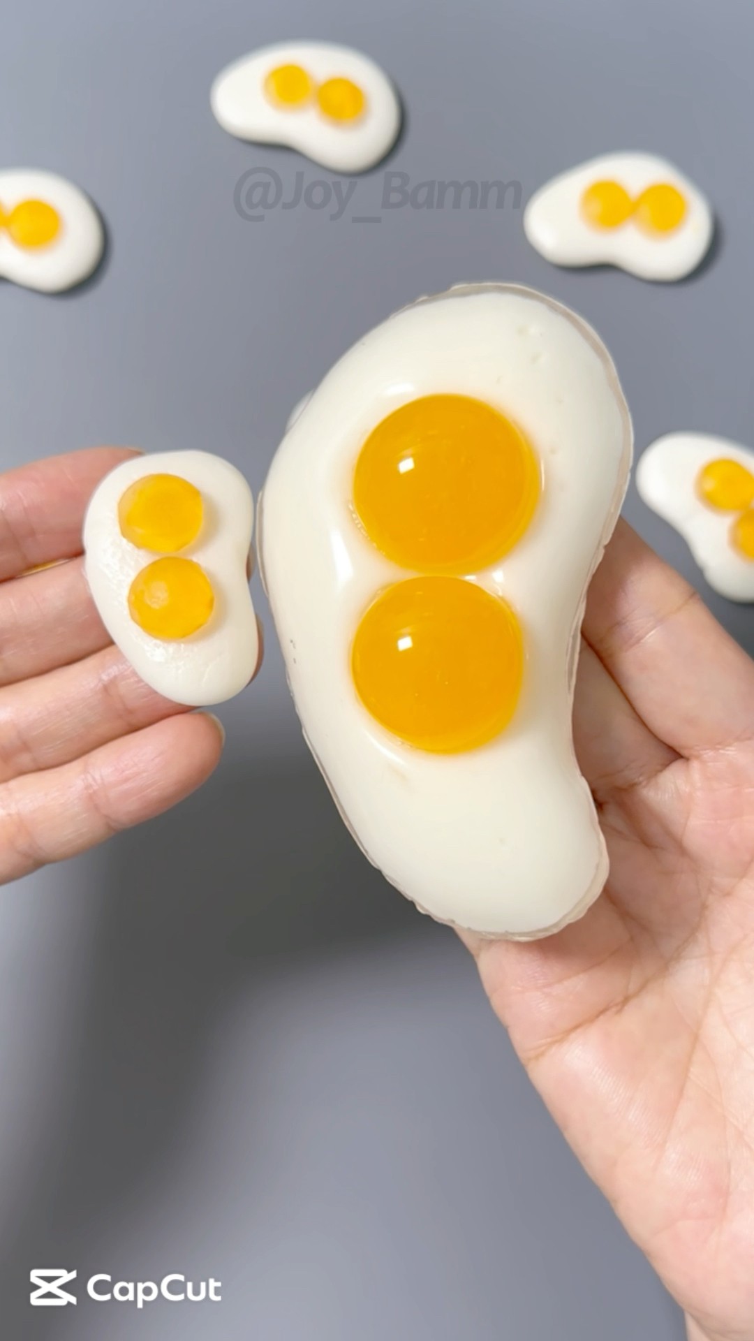 ?TROLLi EGGS BIG Gummy DIY with Nano Tape!