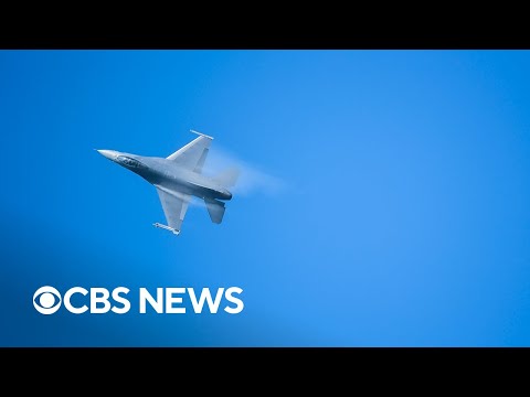 What causes a sonic boom?