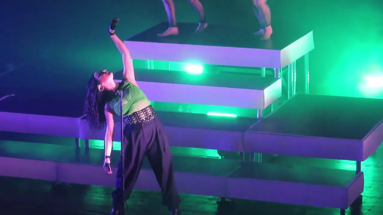 2022 07 17 BANKS - Brain