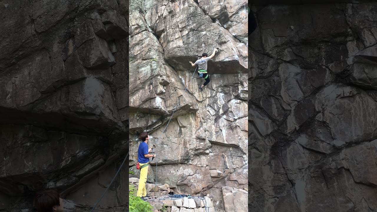 연경도약대 바위를좋아하는사람들(5.12a)