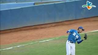 20140323甲組春季聯賽 富邦公牛 VS 嘉義諸羅山 2下 于孟雄手套抹油啦!黃亮勳幸運上一壘