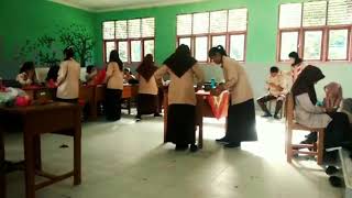 Download lagu Renovasi kelas,,
