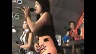 Dangdut  Ai & Rini - Miskin & Kaya.