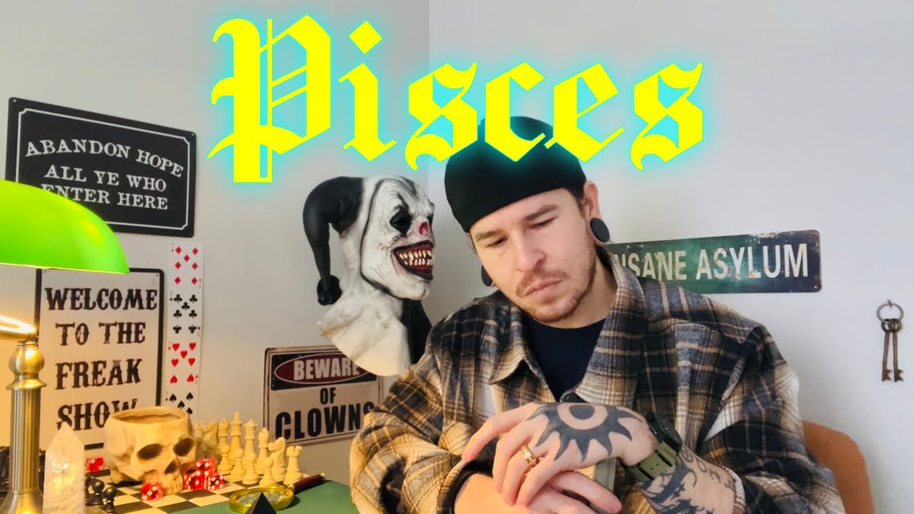 Рыбы 🔮 Они убегают от накопленной кармы, думая, что вы их спасёте.