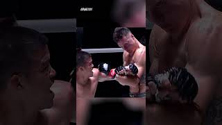 Pongsiri 🇹🇭 digs DEEP to beat Tyson Harrison by unanimous decision in the main event! ⚔️
