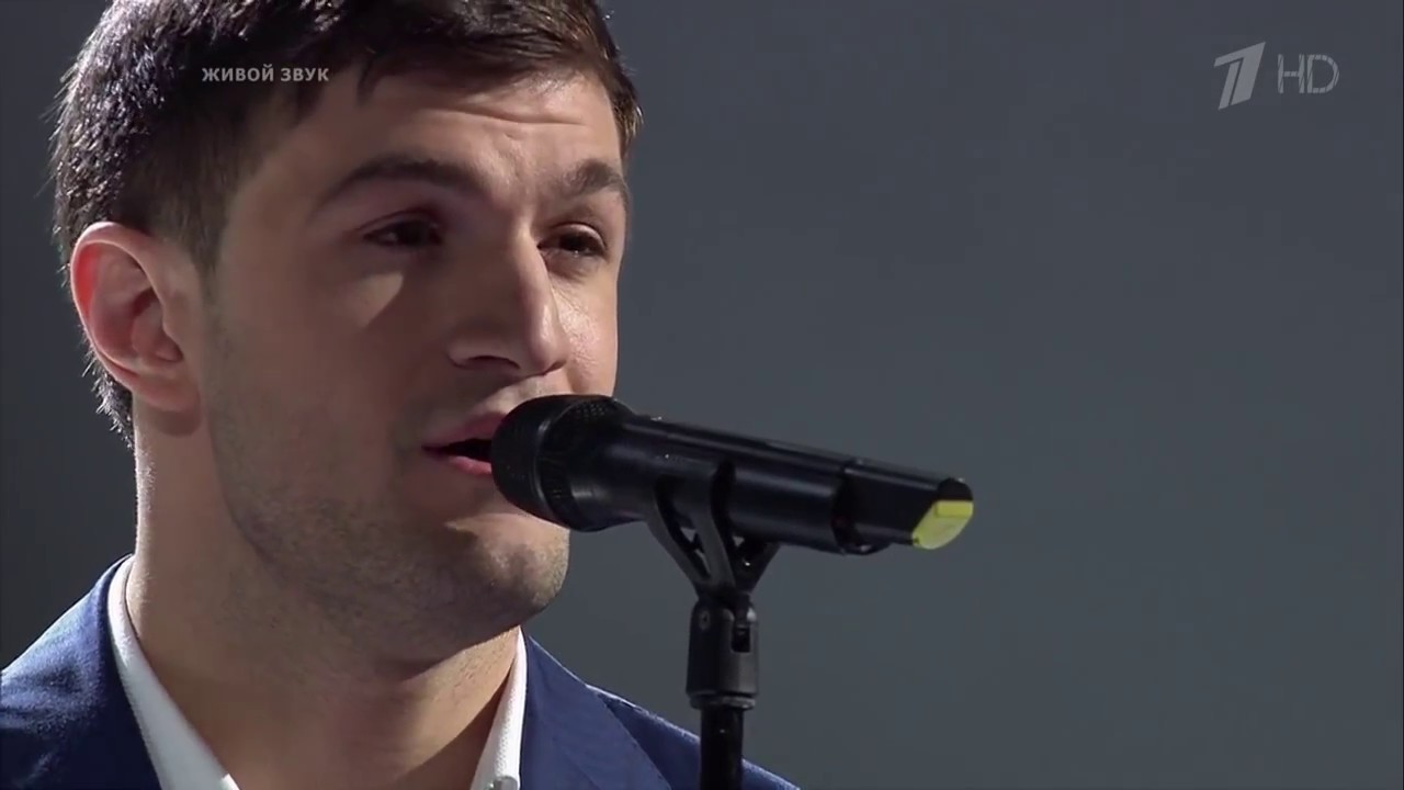 Песня 'Помолимся за родителей' на Голос 5 заставила всех плакать - YouTube