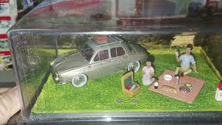 Cadre Photo Voiture Renault Ondine 1/43 – Bois Multicouleur 3 Photos