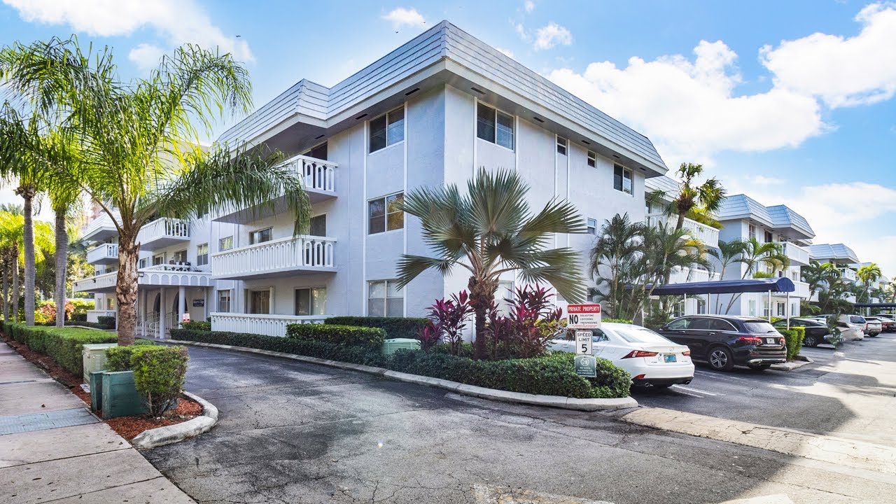 100 Edgewater Drive Unit 128 | Coral Gables, FL