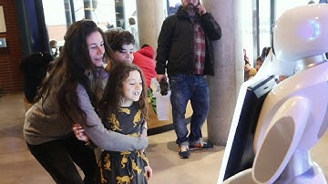 Drostbooth Robot Photobooth Rental