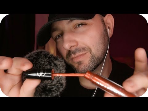 ASMR Fast Aggressive Lipgloss Application