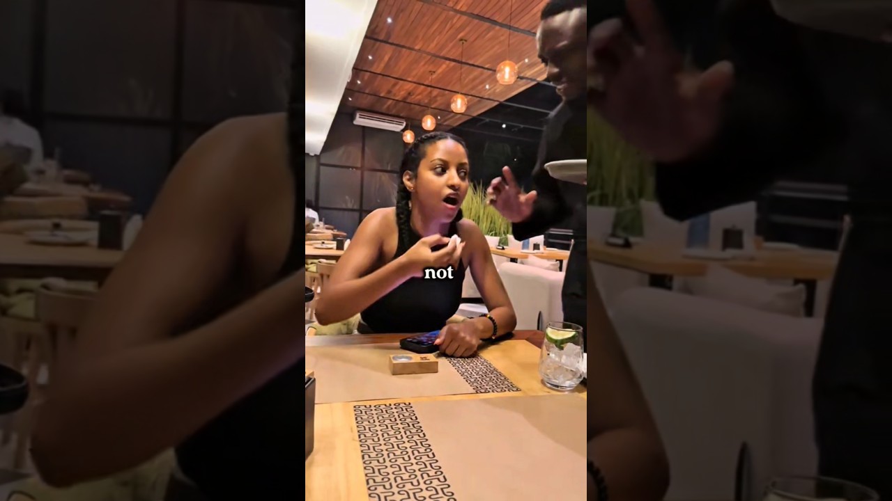 This girl eat tissue paper in the restaurant 