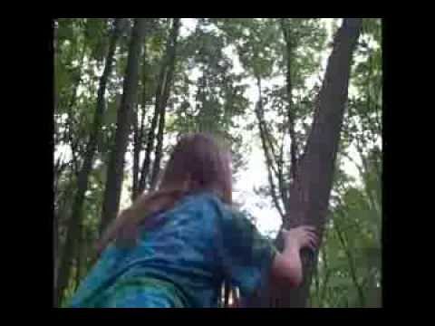 20 Ways to Have Fun While Stranded in the Woods - YouTube