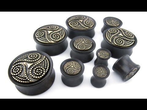 body piercing valparaiso Ebony Wood Plugs With Brass Beaded Swirl Inlay 2G - 1 Inch