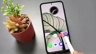 Samsung Galaxy A36 5G | How to Add Analog Clock to Home Screen on Samsung Galaxy A36 5G screenshot 2