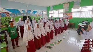 Download lagu Lagu Serumpun Padi