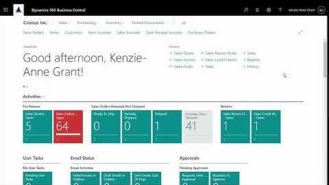 How to change role center in settings of Business Central