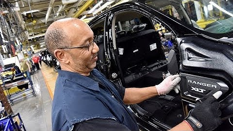 Ford factory workers to wear buzzing wristbands to maintain social distancing