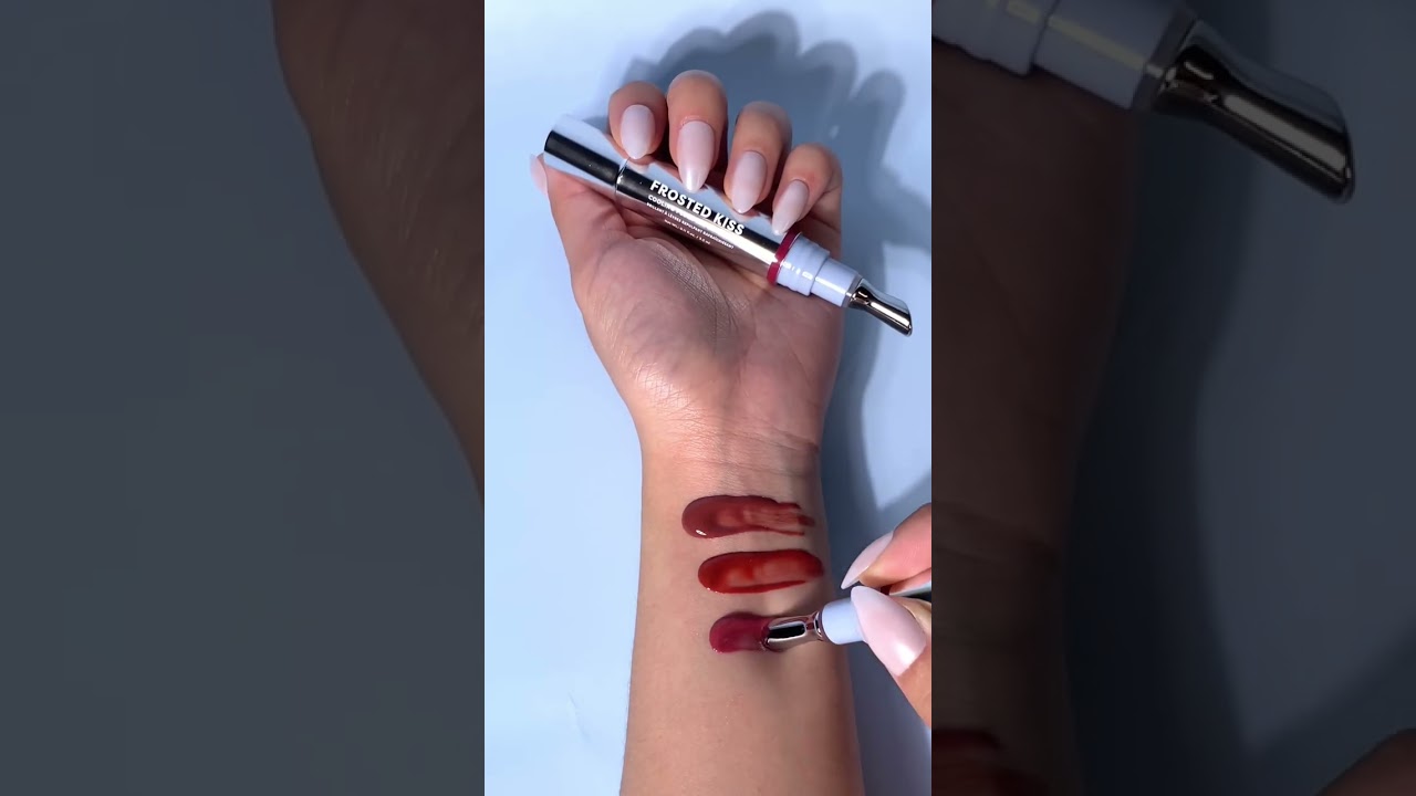 Meet your new gloss crush 💋❄️