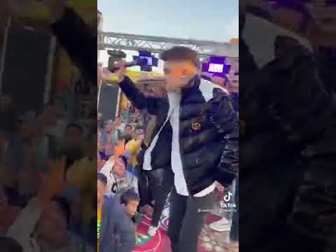 سامر المدني انا ولد مجبتهوش بلد في حفله جهينه