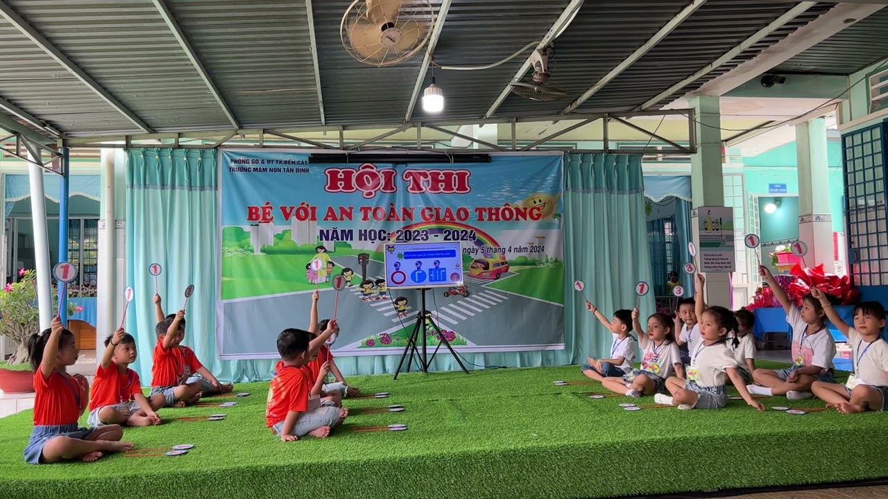 Rung Chuông Vàng “An toàn giao thông “