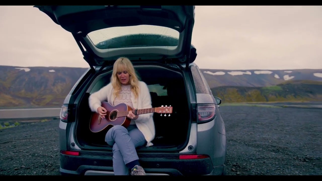 Melanie Penn - Follow You (From Iceland)
