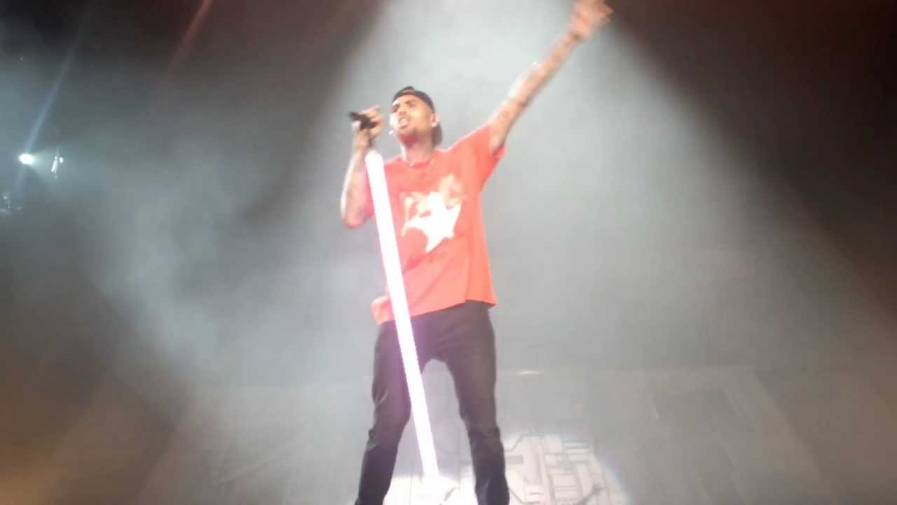 Chris Brown - All Back Live paris Bercy Dec 9