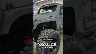Jeep i amerykańska fantazja tuningu. Valdi na fali