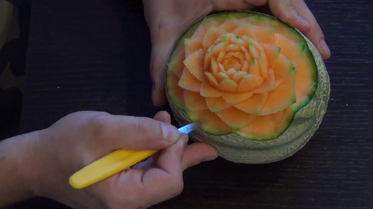 #155 How to carve a lotus flower on melon / Jak wyrzeźbić kwiat lotosu w melonie