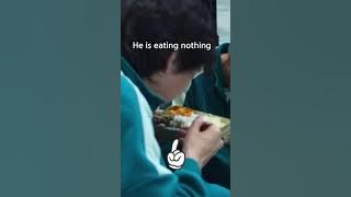He is eating nothing 😂 | squid games
