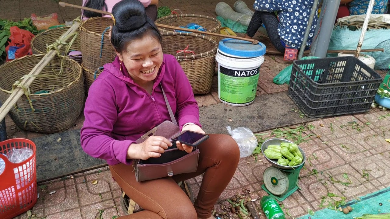 Lường song - đi chợ rặng tếch - ( sơn la ) ;